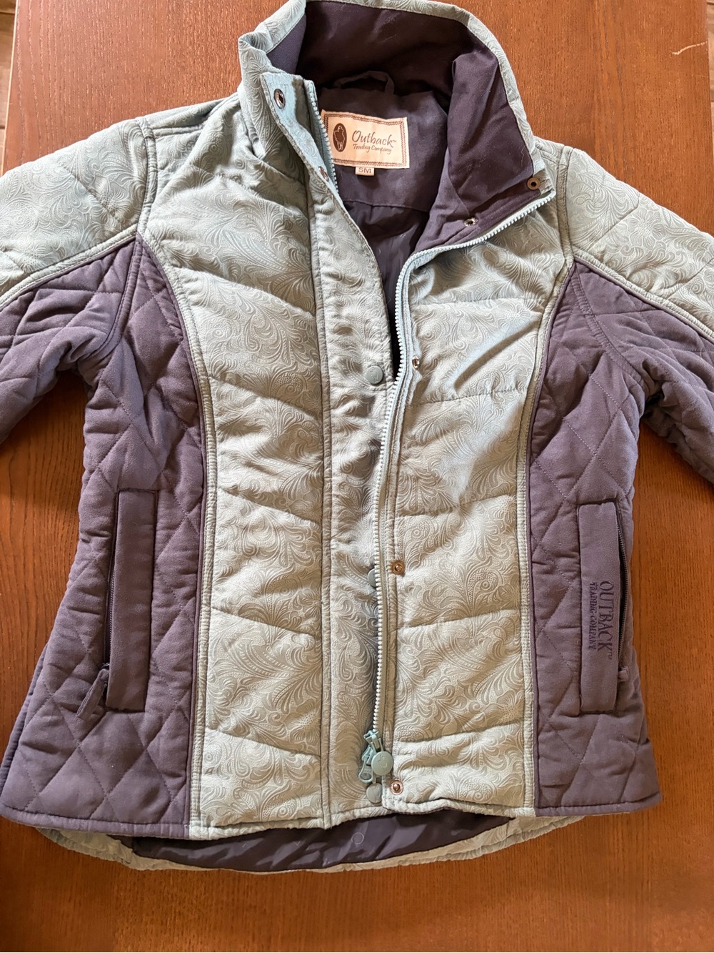 Outback trading company Quilted Two-Tone Jacket - Light Sage & navy